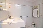 Badezimmer - Haus Mecklenburg Fewo 20 - Top-Hundeurlaub