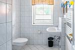 Badezimmer - Ferienwohnung Strandkamille - Top-Hundeurlaub