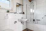 Badezimmer - Ferienhaus Möwenkoje Olpenitz - Top-Hundeurlaub