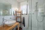 Badezimmer - Ferienhaus Sonnendeck mit Sauna, Kamin & Terrasse für 12 Personen - Top-Hundeurlaub