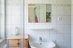 Bad mit Dusche und WC im EG - Am Deich Haus 26 - Top-Hundeurlaub