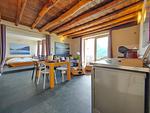 geräumiges gemütliches Wohnzimmer - Sunrise Lodge - Top-Hundeurlaub