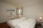 Schlafzimmer - FeWo C27 : strandnah - Top-Hundeurlaub