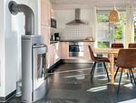 Küche / Küchenzeile - Haus Sperber 4 E8 mit Sauna und Kamin - Top-Hundeurlaub
