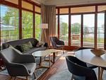 Wohnzimmer - Apartment 433 mit Seeblick und Kamin - Top-Hundeurlaub