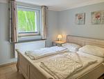 Schlafzimmer - Wohnung mit Müritzblick, Glasfaser Internet und viel Ruhe - Top-Hundeurlaub