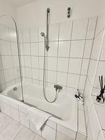 Badezimmer - FeWo Küstenglück - Wilhelmshaven - Top-Hundeurlaub