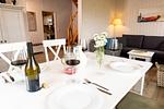 Wohnzimmer - Ferienhaus Flaschenpost Olpenitz - Top-Hundeurlaub