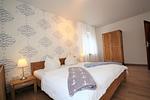 Schlafzimmer - Haus Strandgut Wohnung 1 - Top-Hundeurlaub