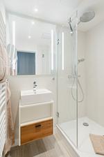 Badezimmer - Nordstrandperle Ap. H9 - Top-Hundeurlaub