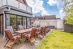 Ferienhaus Pricke Terrasse im Garten - Ferienhaus Pricke - Top-Hundeurlaub