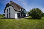 Hauptansicht - Doppelhaus 1: Terrasse - Top-Hundeurlaub
