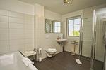 Badezimmer - Doppelhaus 2: Terrasse - Top-Hundeurlaub