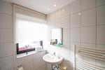 Badezimmer in der Ferienwohnung Jungnamen Sand 7 in Wittdün auf Amrum - Haus Jungnamen Sand Whg. 7 - Top-Hundeurlaub