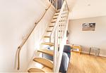Treppe mit maritimen Detail in der Ferienwohnung Wiese & Watt - Wiese & Watt - Top-Hundeurlaub