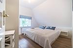 Das zweite Schlafzimmer ist ebenfalls mit einem Doppelbett ausgestattet. - Altes Schulmeisterhaus Wohnung 2 - Top-Hundeurlaub