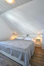 Das vierte Schlafzimmer befindet sich ebenfalls im 1. OG. - Stadtvilla - Top-Hundeurlaub