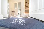 Dekoratives Detail - Ole Hus - Top-Hundeurlaub