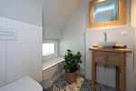 Badezimmer - Störtebekers Reethus mit Sauna, Kamin und Terrasse - Top-Hundeurlaub