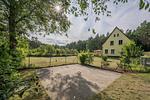 Fassade / Eingang - Ferienhaus Oscar mit großen Garten, Terrasse und Grill - Top-Hundeurlaub