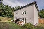 Fassade / Eingang - Ferienwohnung Emily mit Garten, Sauna und Terrasse mit Grill - Top-Hundeurlaub