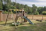 Spielanlage - Ferienwohnung Emily mit Garten, Sauna und Terrasse mit Grill - Top-Hundeurlaub