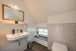 Badezimmer - Ferienhaus Reethus bei den Wassern mit Sauna, Kamin und Terrasse - Top-Hundeurlaub