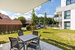 Terrasse mit Sitzgelegenheiten - Aparthotel Ostseeallee 4-31 - Top-Hundeurlaub