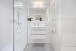 Badezimmer mit Dusche - Strandresidenzen Binz-Prora D3.4 - Top-Hundeurlaub