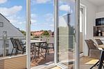 Balkon mit Gartenmöbeln - Weiße Villen 1-09 - Top-Hundeurlaub