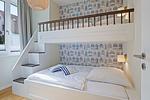 Schlafzimmer mit Etagenbett - Villa Godewindpark Travemünde 01 - Top-Hundeurlaub