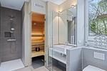 Badezimmer mit Dusche und Sauna - Villa Godewindpark Travemünde 01 - Top-Hundeurlaub