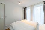 Schlafzimmer mit Doppelbett - Apartmentvilla Anna See 1-10 - Top-Hundeurlaub