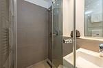 Badezimmer mit Dusche - Apartmentvilla Anna See 1-15 - Top-Hundeurlaub