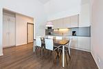 Küchenzeile mit Mikrowelle - Apartmentvilla Anna See 3-13 - Top-Hundeurlaub