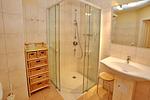 Badezimmer mit Dusche - Dünenschloss 2-07 - Top-Hundeurlaub