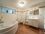Badezimmer mit Sauna - NordseeResort Friesland 51-1-M - Top-Hundeurlaub