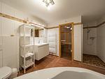 Badezimmer mit Sauna - NordseeResort Friesland 51-1-M - Top-Hundeurlaub