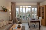Wohn-Essbereich mit Esstisch und Sitzgelegenheit - Dünenschloss 1-40 - Top-Hundeurlaub