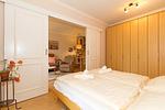 Schlafzimmer mit Doppelbett - Dünenschloss 2-10 - Top-Hundeurlaub