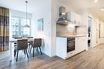 Wohn-/Essbereich mit Küchenzeile - gbmv0-01 - Großenbrode - Apartmentanlage Meerblickvilla 0-01 - Top-Hundeurlaub