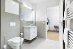 Badezimmer mit Waschtisch - Ferienapartments am Krusespeicher 2-20 - Top-Hundeurlaub
