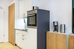 Küchenzeile mit Backofen - Ferienapartments am Krusespeicher 2-24 - Top-Hundeurlaub
