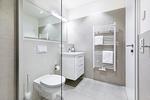 Badezimmer mit Waschtisch - Ferienapartments am Krusespeicher 3-33 - Top-Hundeurlaub