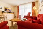 Wohn-Essbereich mit Flatscreen-TV - Seehof 124 - Top-Hundeurlaub