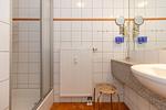 Badezimmer mit Dusche - Meeresblick 219 - Top-Hundeurlaub