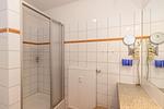 Badezimmer mit Dusche - Meeresblick 219 - Top-Hundeurlaub