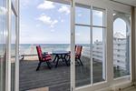 Balkon mit Gartenmöbeln - Meeresblick 226 - Top-Hundeurlaub