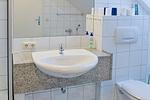 Badezimmer mit Dusche - Meeresblick 507 - Top-Hundeurlaub