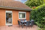 Terrasse mit Gartenmöbeln - Urlauberdorf 42a - Top-Hundeurlaub